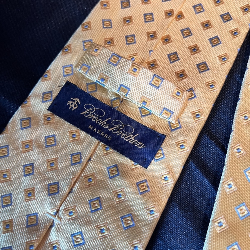 Brooks Brothers Silk Neck‎ Tie Yellow Geometric Blue & Yellow Squares - Picture 3 of 11